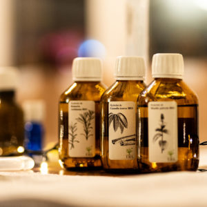 Trousse huiles essentielles essentielle